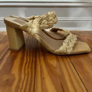 Dolce Vita Paily Natural Raffia (Worn Once)
